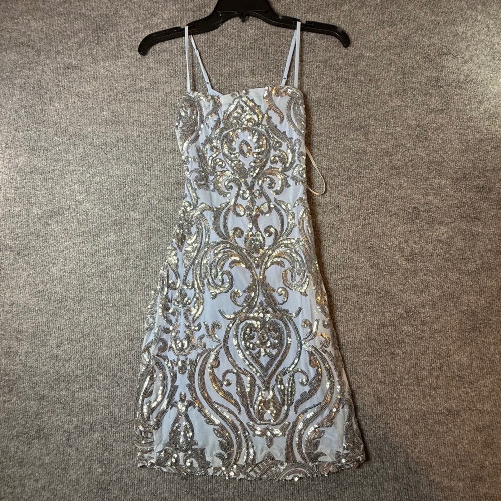 B. Darlin Women Light Blue Silver Sequin Damask Open Back Mini Dress 0 8KJV581